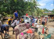 Polri Peduli, Bantu Warga Terdampak Banjir di Pohuwato