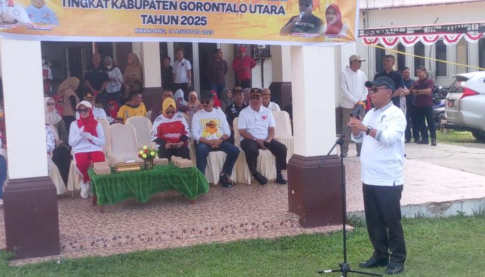 Lomba Gerak Jalan Semarakkan HUT RI ke-80 di Gorontalo Utara  ‎