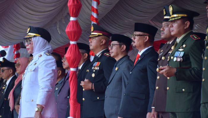 Wabup Nurjanah Hasan Yusuf Jadi Irup Penurunan Bendera HUT Ke-80 RI di Gorontalo Utara  