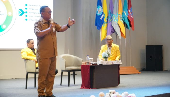 Bupati Thariq Modanggu Jadi Narasumber Seminar Wisuda UT Gorontalo, Sampaikan Pesan Kemandirian dan Transformasi SDM