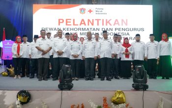 Resmi Dilantik, Nurjanah Hasan Yusuf Pimpin PMI Gorut