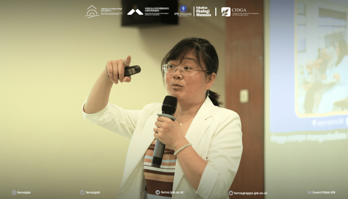 Prof. Tang Lixia Delivers Lecture on How to Understand Rural Transformation in China at IPB University